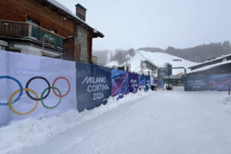 jo 2026 milano cortina la final clasamentul pe medalii o tara conduce detasat 699c73f4adbff
