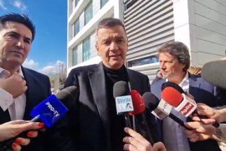 live foto video sorin grindeanu presedintele psd prezent astazi la constanta la consiliul politic judetean al psd constanta era normal sa venim dupa demisia lui felix stroe 69a03abcaffa0
