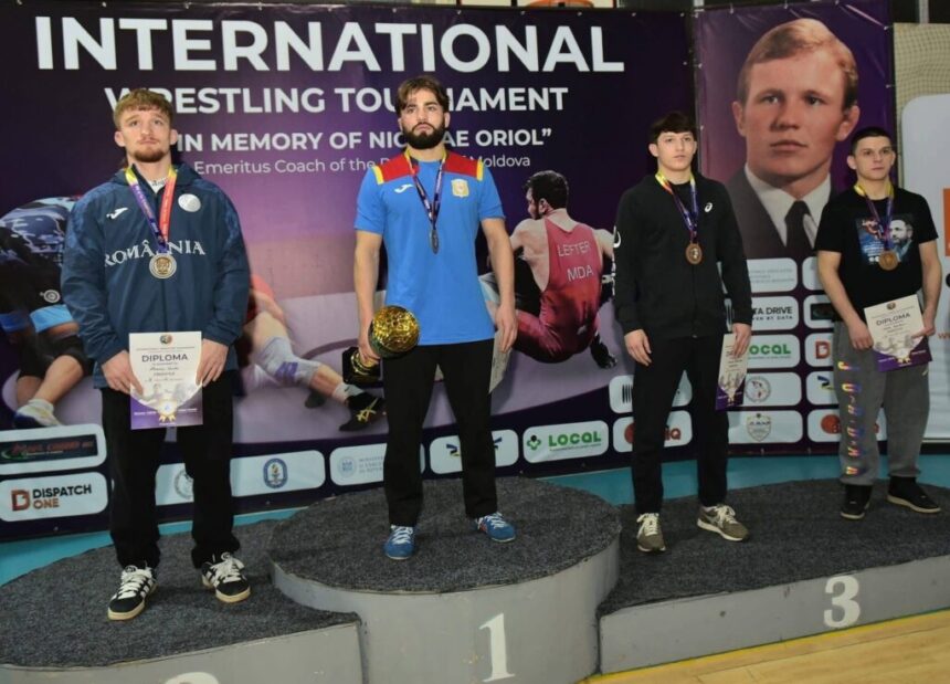 luptatorul de la csm constanta marian sandu pe podium la turneul de la chisinau 6995e2c7bb83b