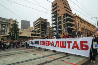 ministrul culturii din serbia este judecat pentru implicarea sa intr un proiect controversat constructia unui trump tower in belgrad 69836f64e334e