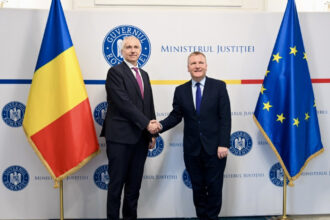 ministrul justitiei a discutat cu comisarul european pentru justitie despre combaterea coruptiei si statul de drept 698dbfa61b219