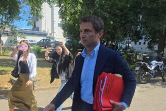 momente decisive la tribunalul constanta este vizat primul dosar dna al lui cristian radu primarul suspendat din mangalia cazul fusese pus pe pauza de o interventie surpriza 69895d40f0879