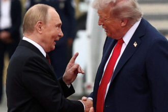moscova nu exclude invitarea lui donald trump la parada de 9 mai il vom intreba daca este dispus sa participe 698f1bb42f40c