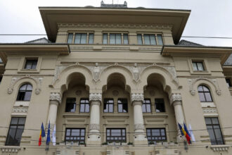 noua sedinta la cgmb in contextul tensiunilor dintre primarul general ciprian ciucu si consilierii psd ce proiecte sunt pe agenda 699ff21562acb