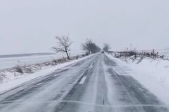 o ambulanta a derapat intre localitatile movilita si techirghiol transporta un pacient la spitalul judetean constanta 6995bccf85044