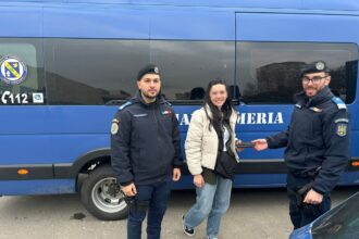 portofel pierdut restituit proprietarei de jandarmii din constanta 699f3db3b1127