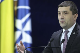 radu miruta si psd gorj protagonistii unui scandal din cauza unui indemn primit de primarii social democrati nu a miscat un deget 6999ff90f1e2e