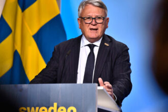 revolta interna in comisia europeana un apropiat al ursulei von der leyen ii contesta stilul de management dauneaza europei 6980da750189c