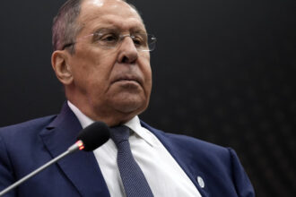rusia avertizeaza din nou impotriva desfasurarii de forte occidentale in ucraina laude pentru trump unul dintre putinii politicieni 698120c87cdae