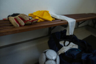 scandal in austria dupa ce un barbat a fost amendat pentru ca a filmat fotbaliste in secret in vestiar este o pedeapsa adecvata 69a19b26e683c