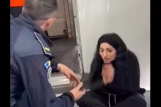 scandal pe aeroportul otopeni dupa ce doi pasageri cu un copil mic nu au fost lasati sa urce intr un avion spre londra 699b03e94e837