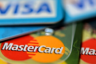 sefii sistemului bancar britanic vor sa creeze o alternativa la visa si mastercard din cauza lui donald trump avertizarea din ue 699379a80ff01