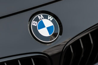 sute de mii de bmw uri din intreaga lume rechemate la service din cauza unei defectiuni ce modele sunt afectate 698ca2e386326
