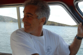 the telegraph jeffrey epstein a ascuns dosare secrete in depozite de pe intreg teritoriul sua 699d4446daf8b