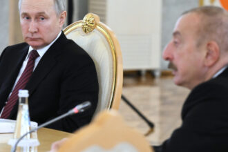 un act considerat ostil ilham aliyev acuza rusia ca a atacat in mod deliberat ambasada azerbaidjanului din ucraina 6993729ec25c4