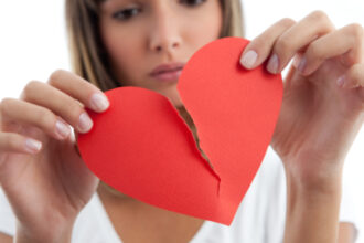 valentines day 2026 cum afecteaza ziua indragostitilor starea emotionala a oamenilor explicatiile specialistilor in psihologie 698ece58418d8