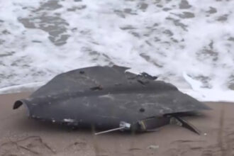 video alerta pe litoral drona gasita pe plaja intre costinesti si tuzla garda de coasta spune ca aparatul nu are inscriptii vizibile 698dc6af6a3e8