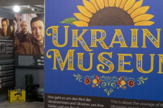 videofoto o expozitie despre razboiul din ucraina a fost deschisa intr un fost buncar nazist de la berlin 699e096748cd9