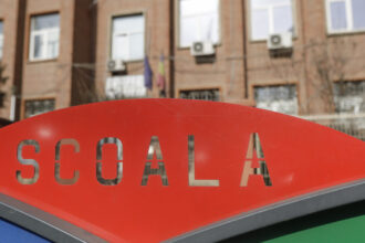 vremea rea inchide sapte scoli din judetul braila lista unitatilor unde elevii vor face cursuri online 6994c7a1684e7