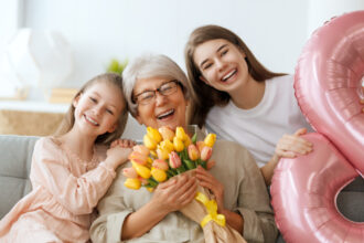 8 martie 2026 ce semnificatie are ziua femeii si cum a devenit una dintre cele mai iubite sarbatori 69afa6566fdfc