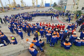 a saptea zi de protest la damen shipyards mangalia sa statul roman ar putea prelua controlul asupra santierului arata liderul sindical laurentiu gobeaja 69c6a06f6702a