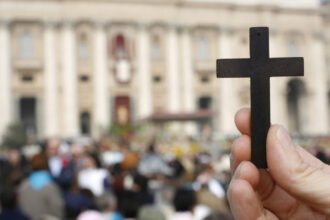 catolicii pot primi transplanturi de organe de la animale conform unui anunt facut de vatican indrumari etice pe 88 de pagini 69c290b8a2215