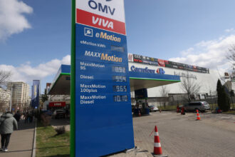 ce spun expertii despre scenariul guvernului de a suprataxa companiile din piata carburantilor masura se va duce in final in pret 69cbd6e3732c4