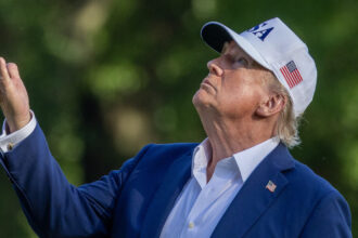 donald trump ironizat in presa iraniana cum este prezentat presedintele american dupa declaratiile privind iranul 69c4090f3f6e1