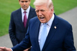 donald trump omagiu la moartea lui chuck norris nu ti venea sa te pui cu el 69c13bb61f615