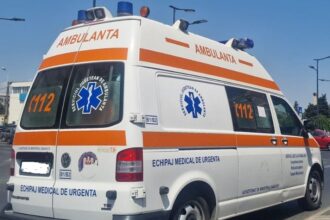 doua femei grav ranite dupa ce autobuzul in care se aflau a plecat cu usile deschise ce spun politistii 69ac50a8cb482