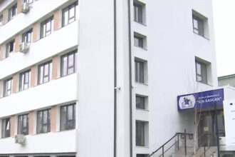 eforturi pentru aducerea acasa a celor 28 de elevi blocati in dubai tatal unui copil nici nu avem ce face daca ne credeti 69a690a59aafe