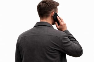escrocherie prin telefon un barbat a transferat aproape 100 000 de lei unor impostori 69b516425a859