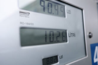 exclusiv ce efecte vor avea masurile de criza ale guvernului pe piata carburantilor expertii nu exclud rationalizarea 69c2664f7dd19