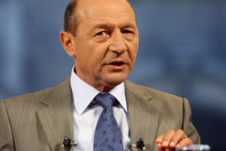 exclusiv greseala facuta de donald trump cand a lovit iranul in opinia lui traian basescu 69a5b9e93c7ee