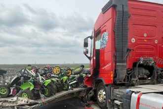 foto accident pe autostrada soarelui a2 aproape de medgidia traficul se desfasoara cu dificultate 69bd3f52c4148