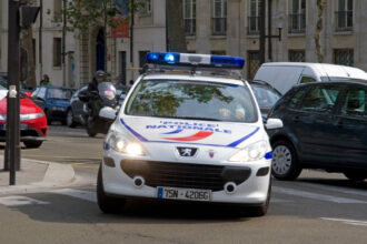 franta atentat dejucat la paris in fata filialei bank of america 69c7f2f93a526