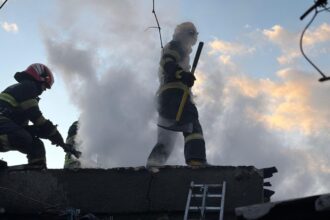 incendiu in constanta o oala uitata pe foc i a pus pe jar pe pompieri 69c6612b74004