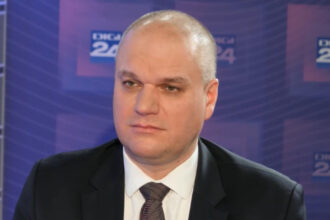 istoric polonez traim intr o perioada tulbure razboaiele mondiale au trecut pe teritoriul nostru si pe al vostru 69aab28e2ab24
