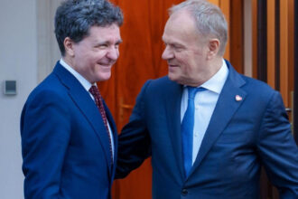 nicusor dan intalnire cu premierul polonez donald tusk apararea in nato ucraina si r moldova printre temele discutate 69a9c38abd250