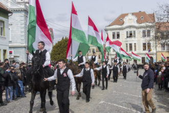 nicusor dan si ilie bolojan mesaje de ziua maghiarilor de pretutindeni 69b6859fee1ea