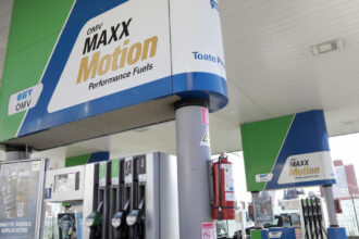 nicusor dan si premierul ilie bolojan se intalnesc astazi cu o delegatie a omv petrom 69b7c1f159950