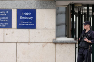 noi tensiuni moscova londra rusia acuza un diplomat britanic de spionaj si anunta expulzarea acestuia 69ca3df7a7636