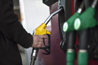 nou scenariu privind reducerea pretului la pompa coalitia a discutat taxarea suplimentara a companiilor care fac supraprofit surse 69ca9963ce632