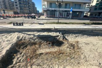 politistii fac ancheta in cazul rezervorului cu gaz ingropat pe plaja din navodari 69af208d78a9c