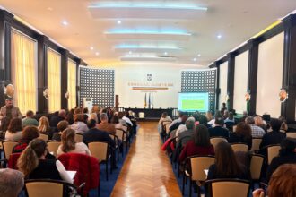 primar din judetul constanta nu am fost la prefectura la discutiile despre reducerea personalului din primarii e forma mea de protest 69c2925cbd299