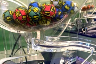 rezultate loto duminica 1 martie 2026 report la 6 49 de peste 653 500 de euro la joker depaseste 1078 milioane de euro 69a3f0e342101