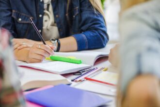 rezultatele simularii evaluarii nationale in judetul constanta cei mai multi elevi au luat note intre 8 si 9 la romana si intre 7 si 8 la matematica ce a transmis sefa isj 69cbbc4bc931a