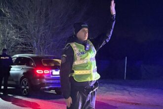 soferi beti trasi pe dreapta de politisti la medgidia si techirghiol unul dintre ei a refuzat sa sufle in etilotest 69c0fb78ed6a4