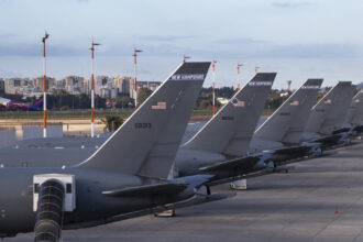 sua isi muta avioanele militare dintr o tara europeana care nu i a permis folosirea bazelor sale pentru atacuri asupra iranului 69a59dcd500c6