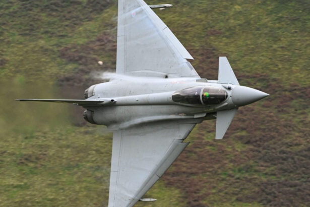 un avion britanic typhoon a doborat o drona iraniana care se indrepta spre qatar 69a4a45db006f